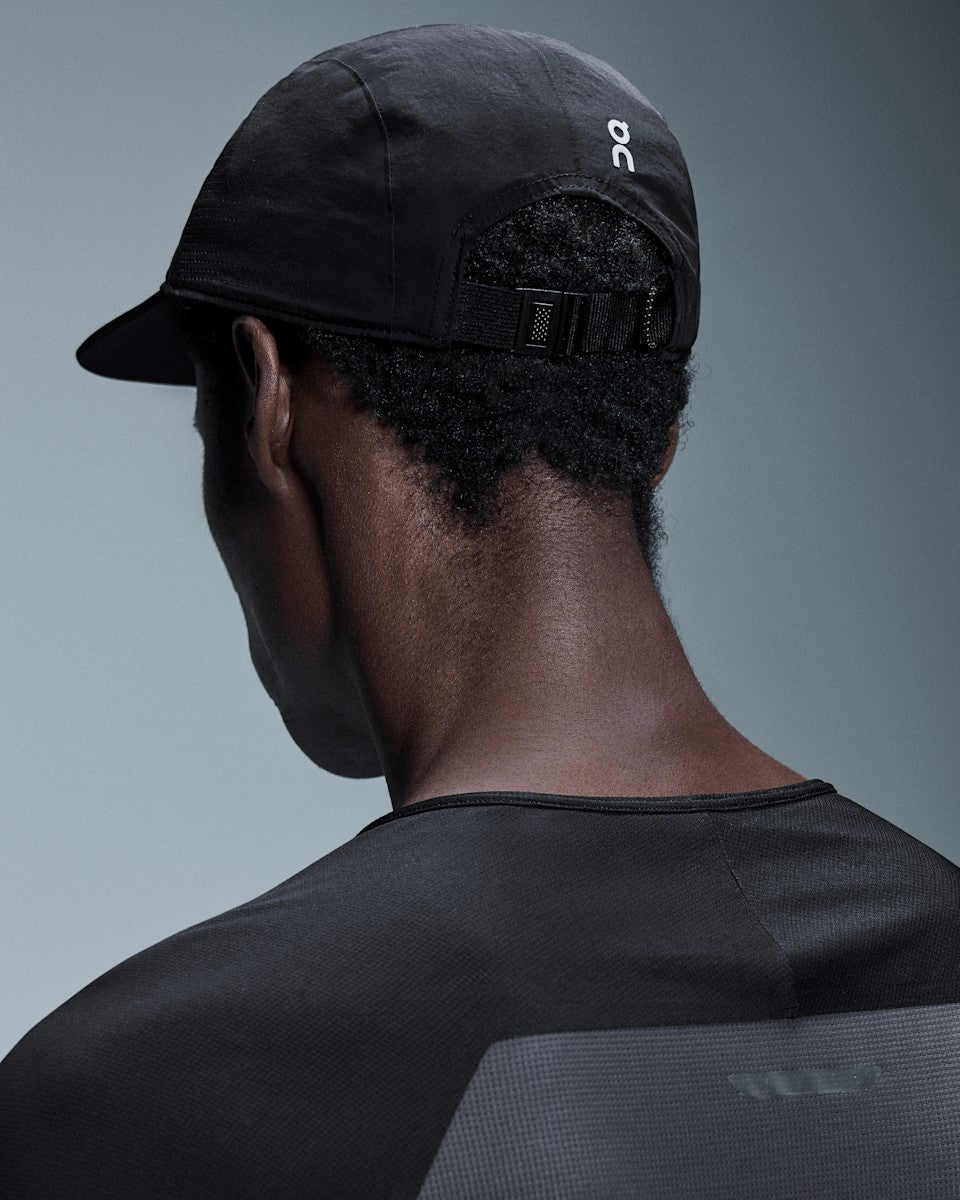 On United States Featured | Performance Cap - Black