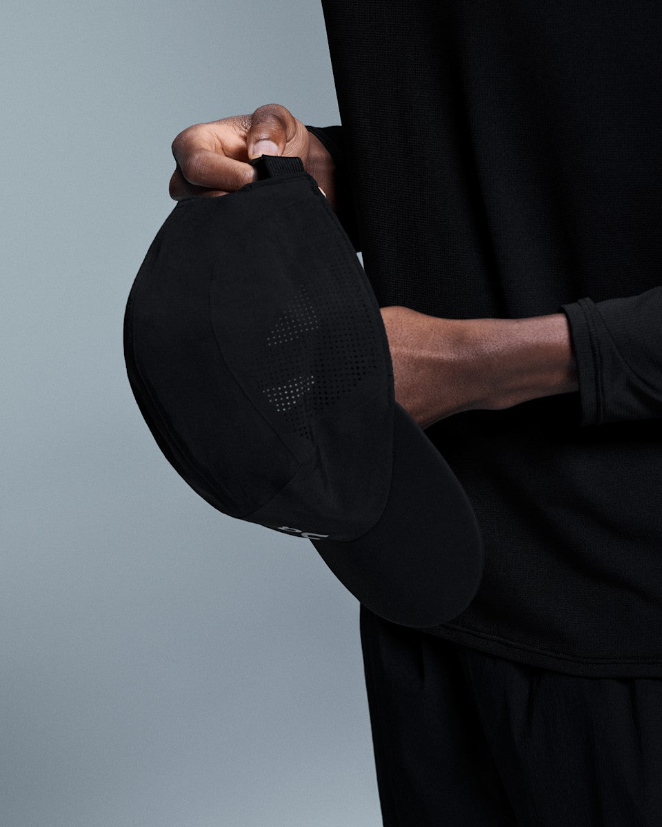 On United States Featured | Performance Cap - Black
