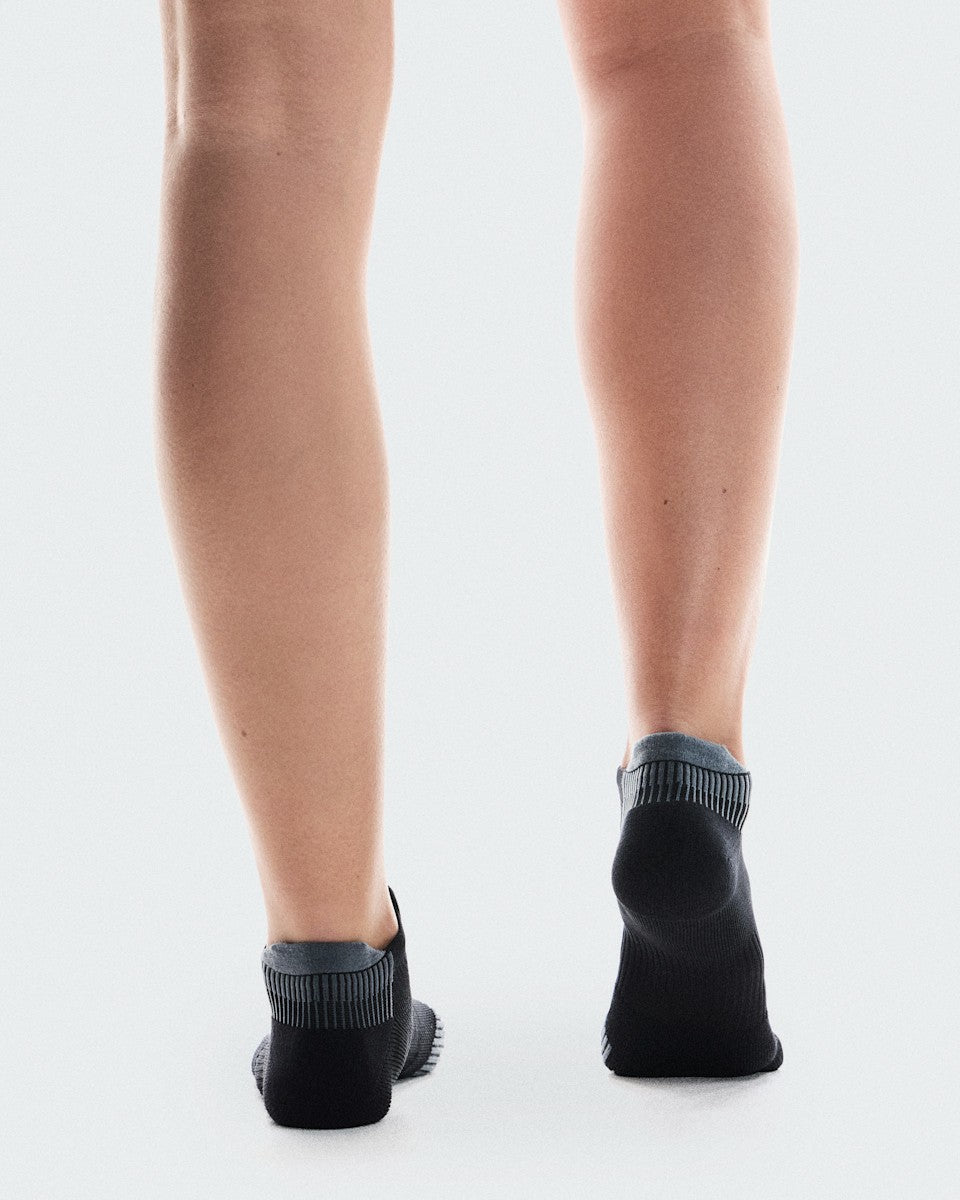 On United States Popular | Performance Run Sock Low - Black/Eclipse
