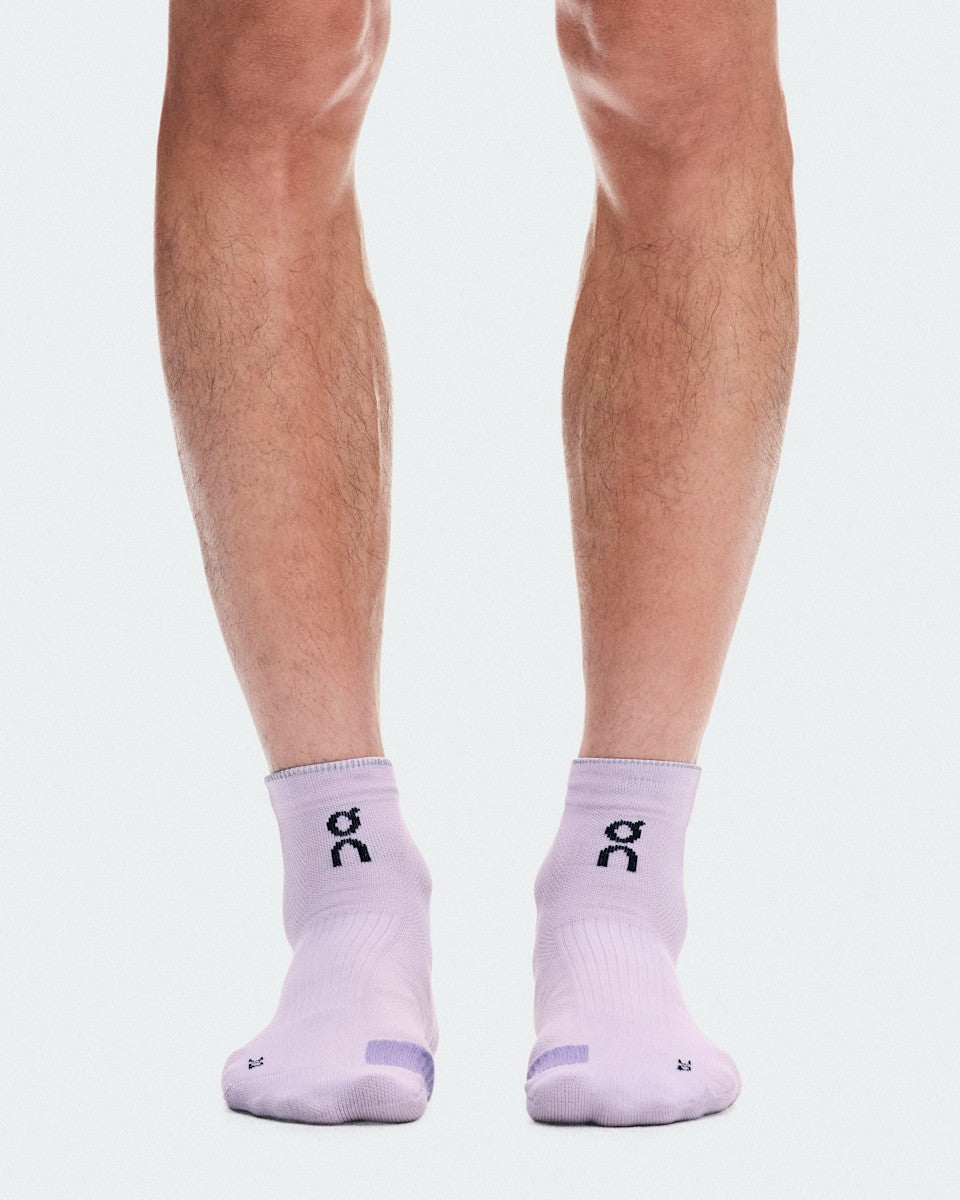 On United States Everyday | Performance Run Sock Mid - Foxglove/Mallow