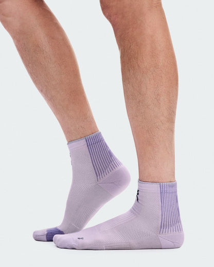 On United States Everyday | Performance Run Sock Mid - Foxglove/Mallow