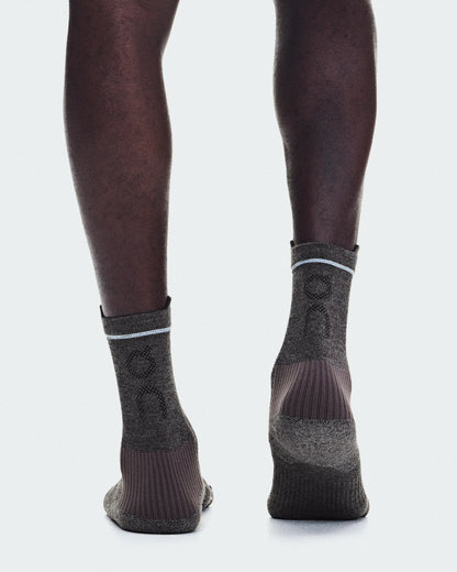 On United States Latest | Merino Ultra Sock - Mulberry