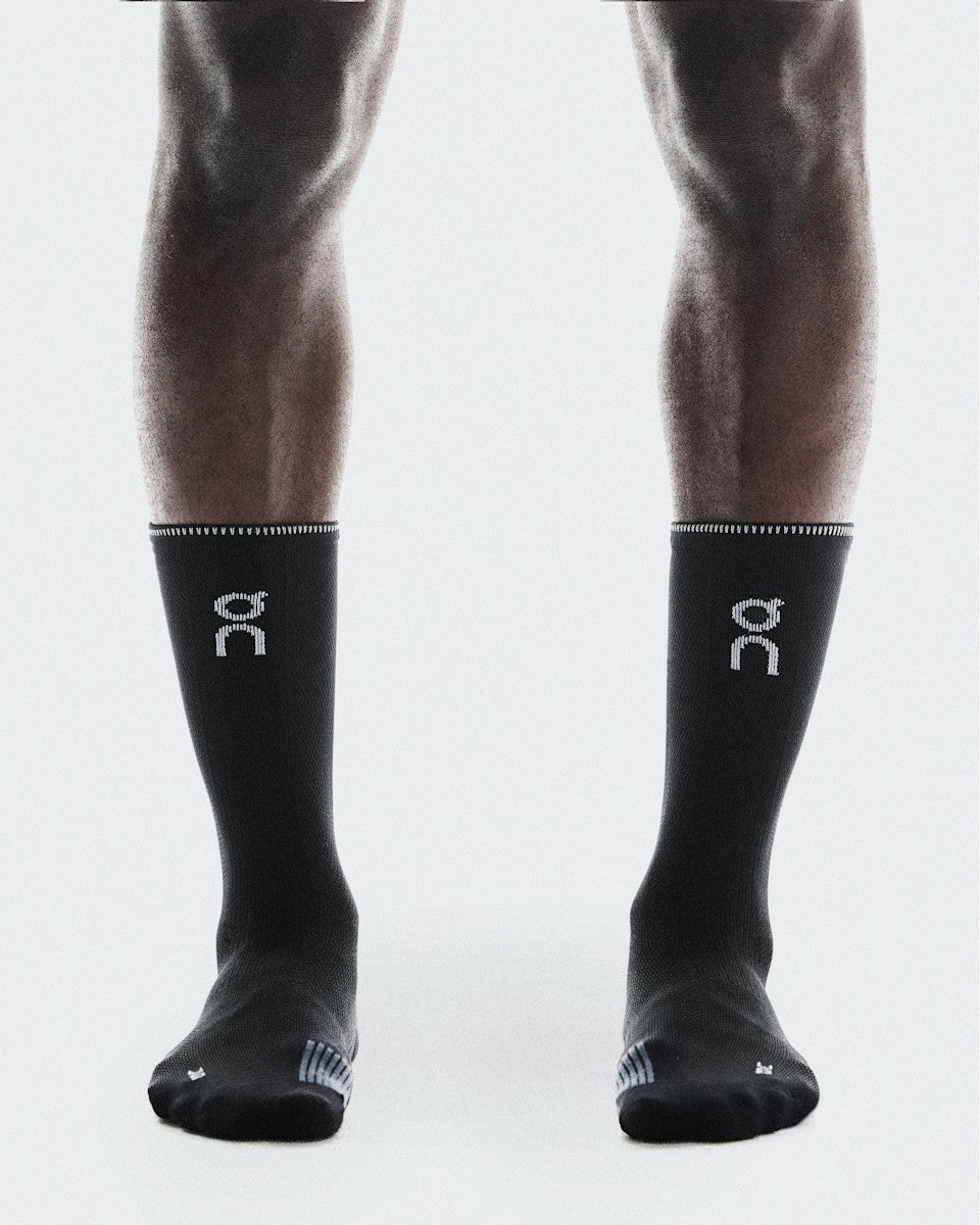 On United States Discount | Performance Run Sock High - Black/Eclipse