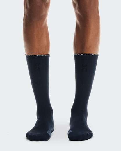 On United States Signature | Performance Run Sock High - Navy/Navy