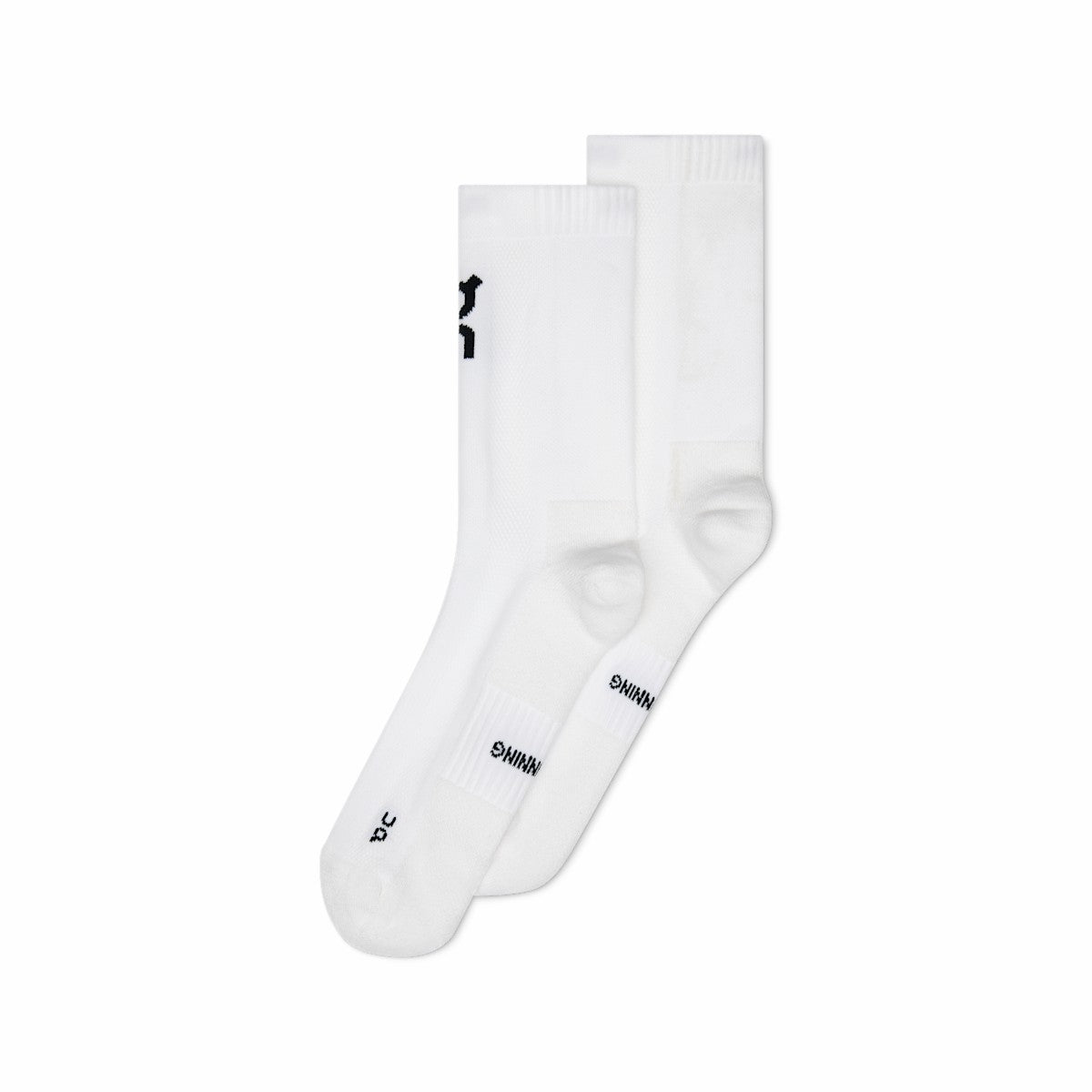 On United States Recommended | Core Run Sock High 2P - Black