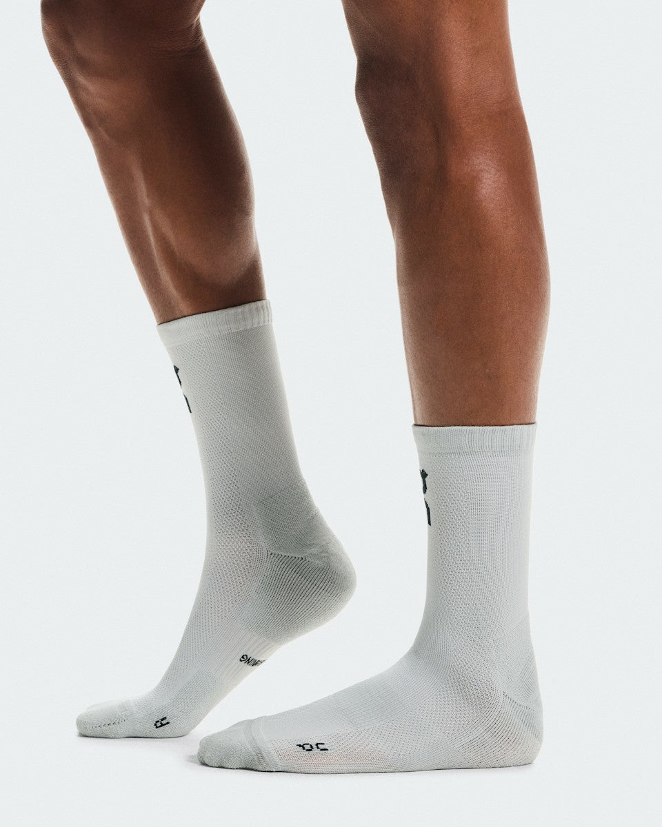 On United States Recommended | Core Run Sock High 2P - Glacier