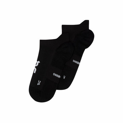 On United States Signature | Core Run Sock Low 2P - White