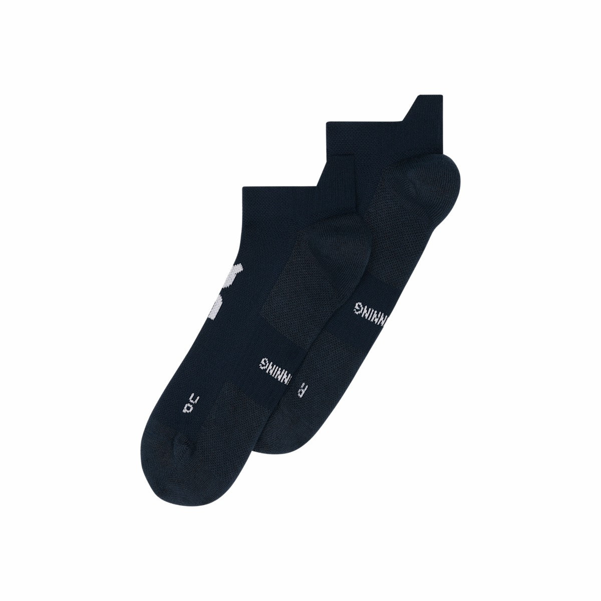 On United States Recommended | Core Run Sock Low 2P - Glacier