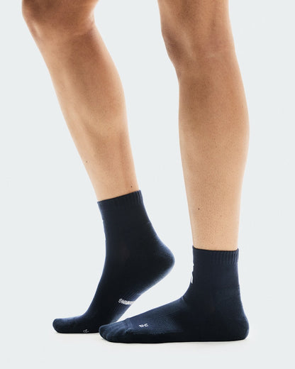 On United States Quality | Core Run Sock Mid 2P - Navy