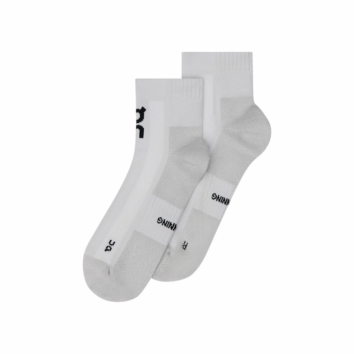 On United States Trusted | Core Run Sock Mid 2P - Black