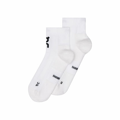 On United States Trusted | Core Run Sock Mid 2P - Black