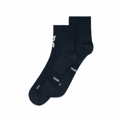 On United States Trusted | Core Run Sock Mid 2P - Black
