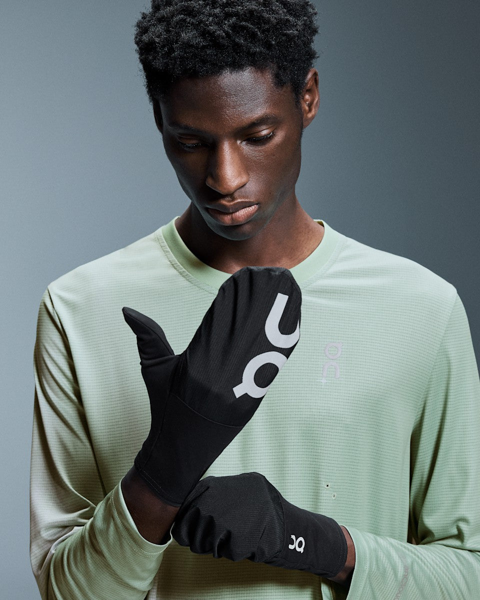 On United States Latest | Core Glove - Black