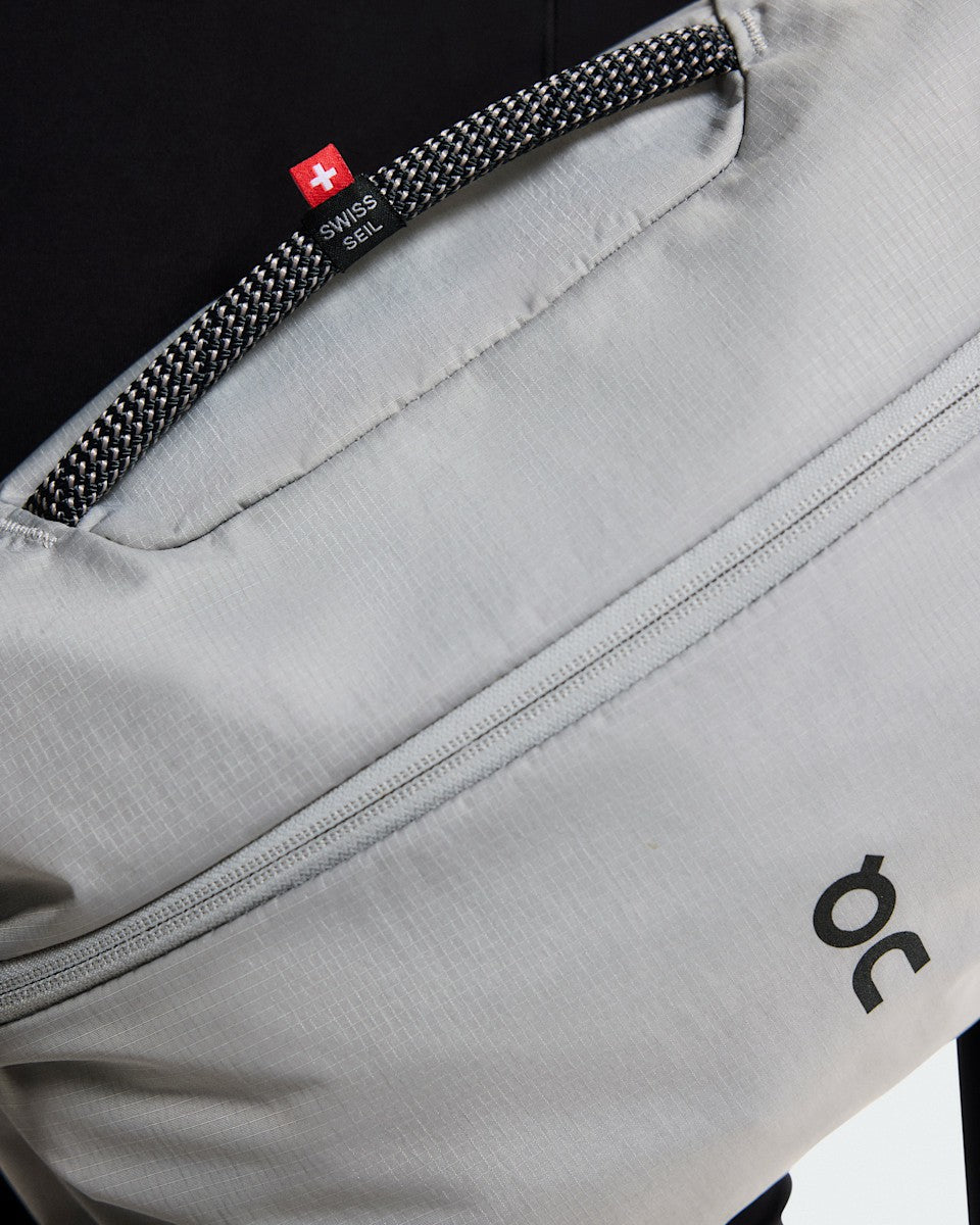 On United States Trusted | Sling Pack 9L - Glacier/Black