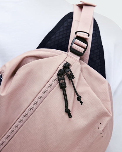 On United States Trending | Sling Pack 9L - Biscuit/Black