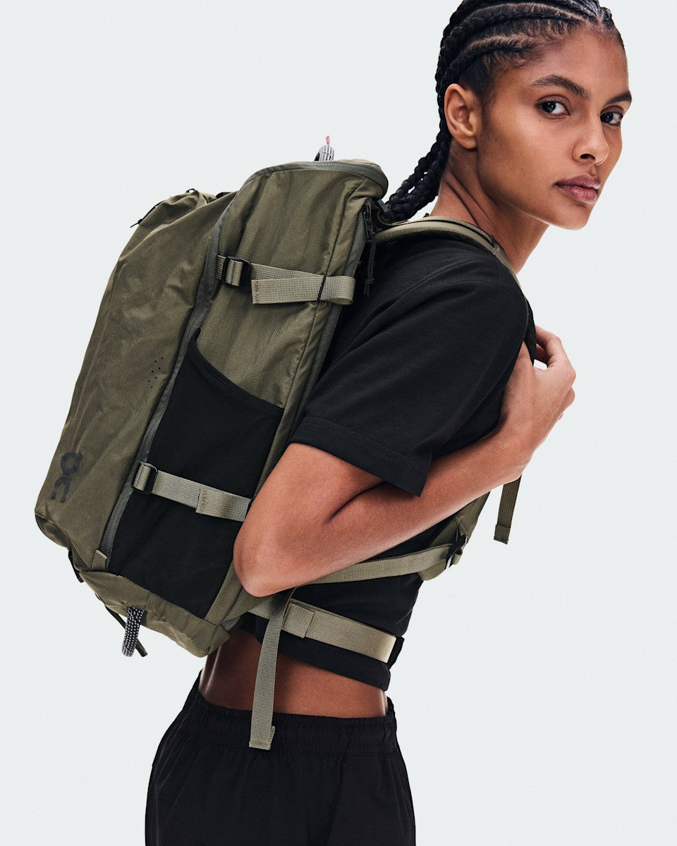 On United States Trending | Speed Pack 30L - Olive/Black