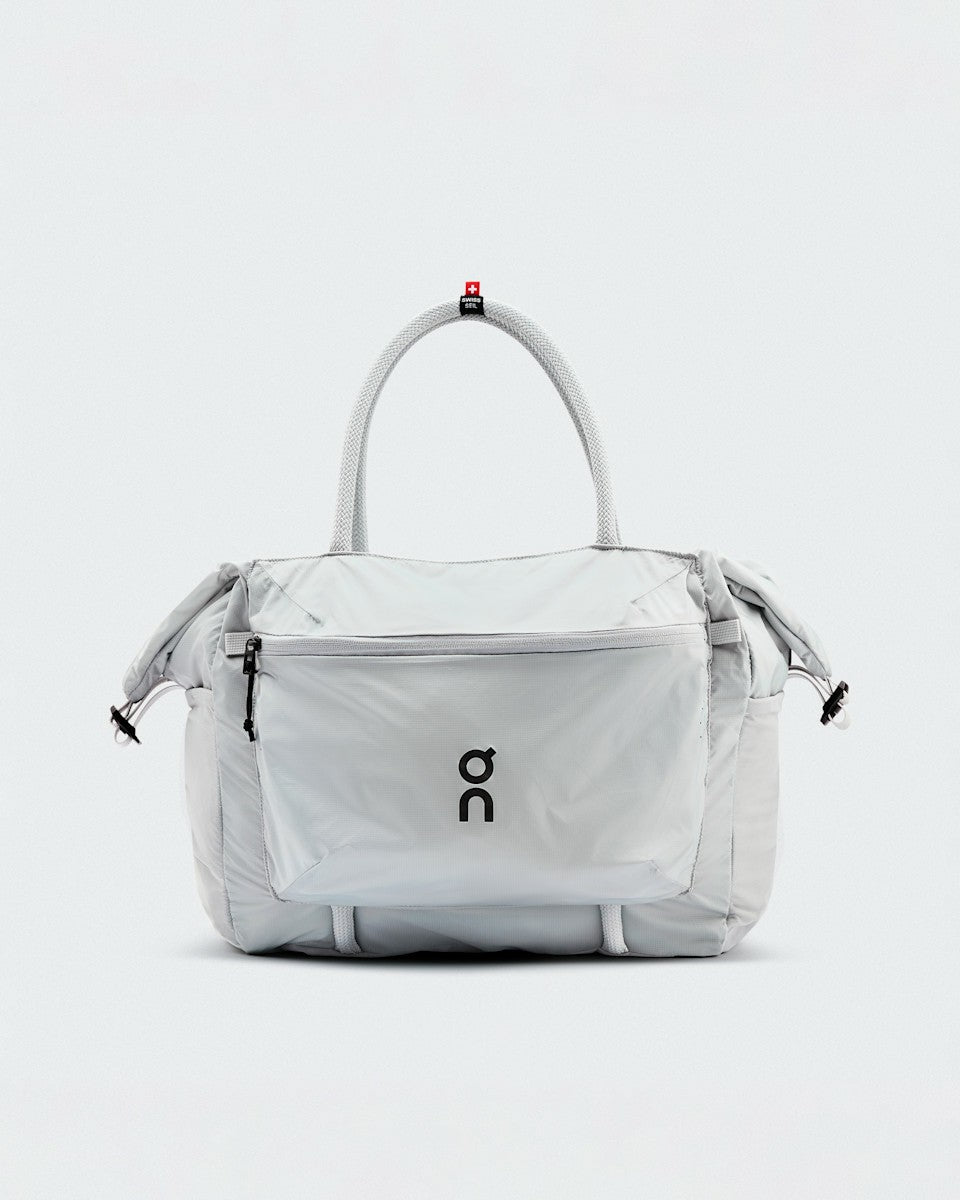 On United States Latest | Track Pack 35L Lite - Glacier