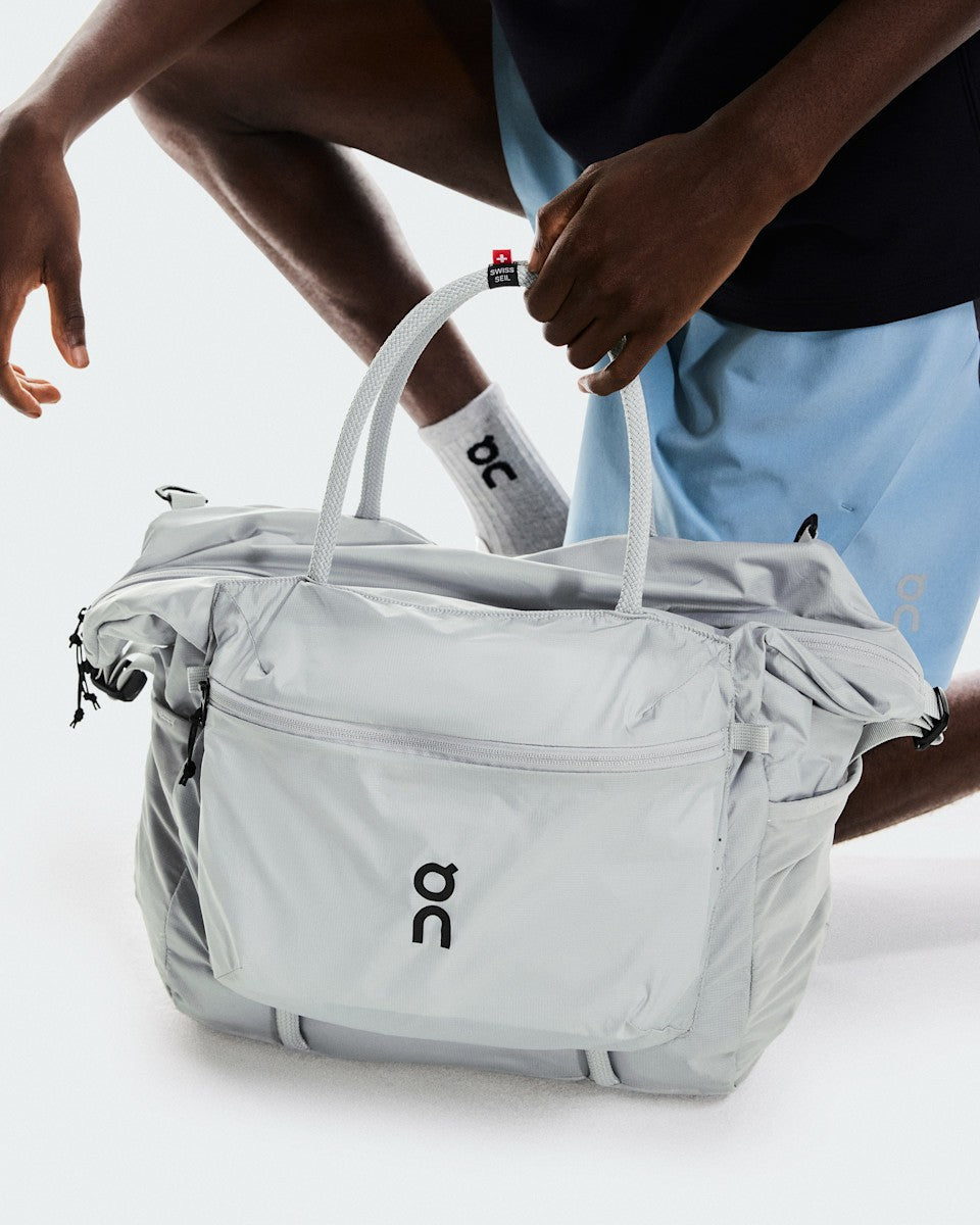 On United States Latest | Track Pack 35L Lite - Glacier