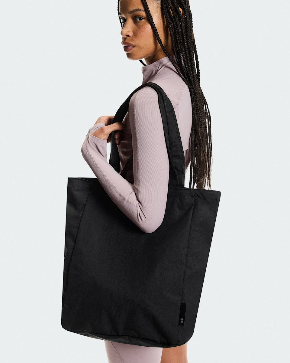 On United States Smart Buy | Tote Pack 25L - Black