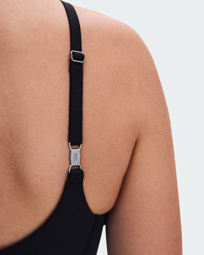 On United States Value | Women's Studio Crop - Black