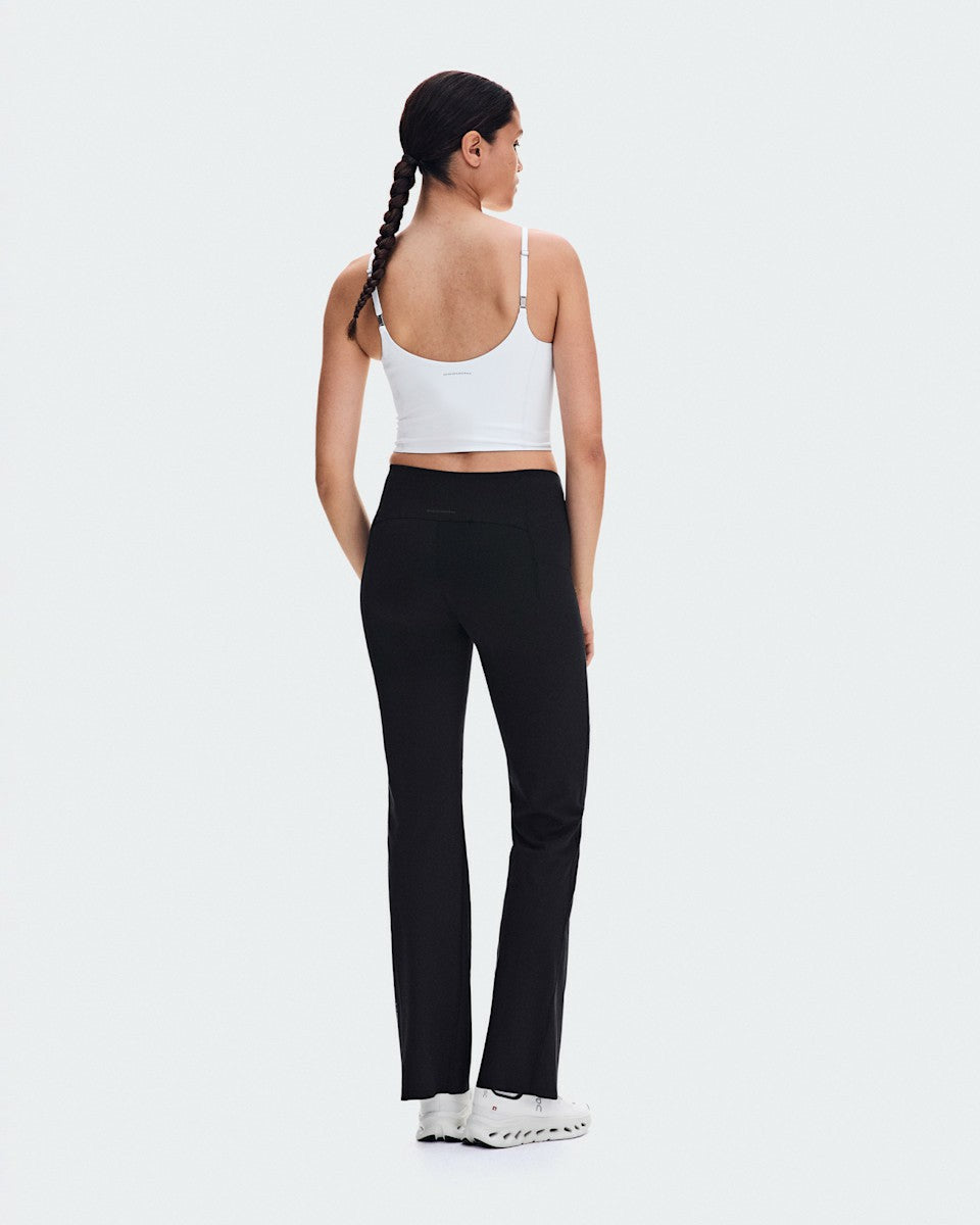 On United States Value | Women's Studio Crop - White