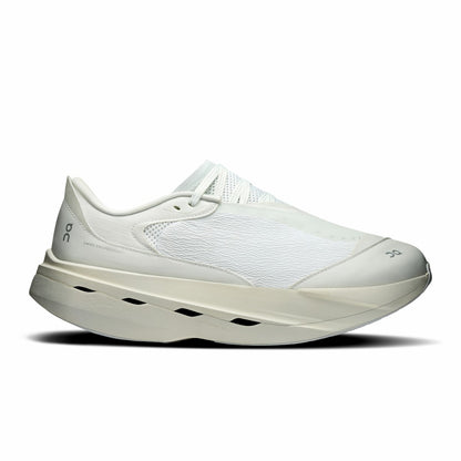 On United States Trusted | Men's Cloudboom Volt PAF - White/Gale