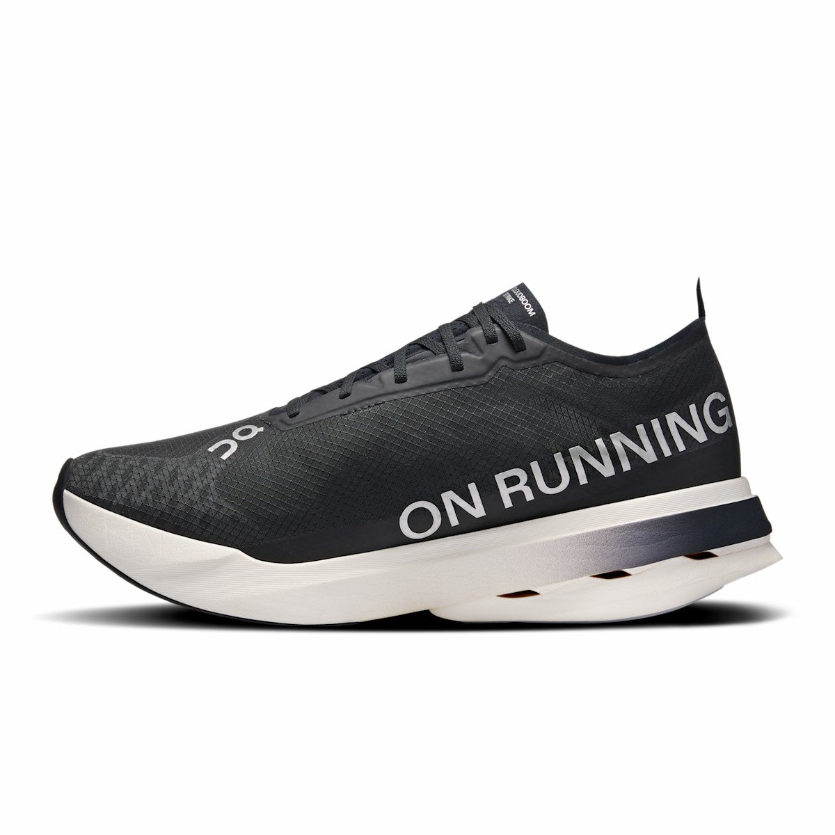 On United States Smart Buy | Men's Cloudboom Strike - Black/White