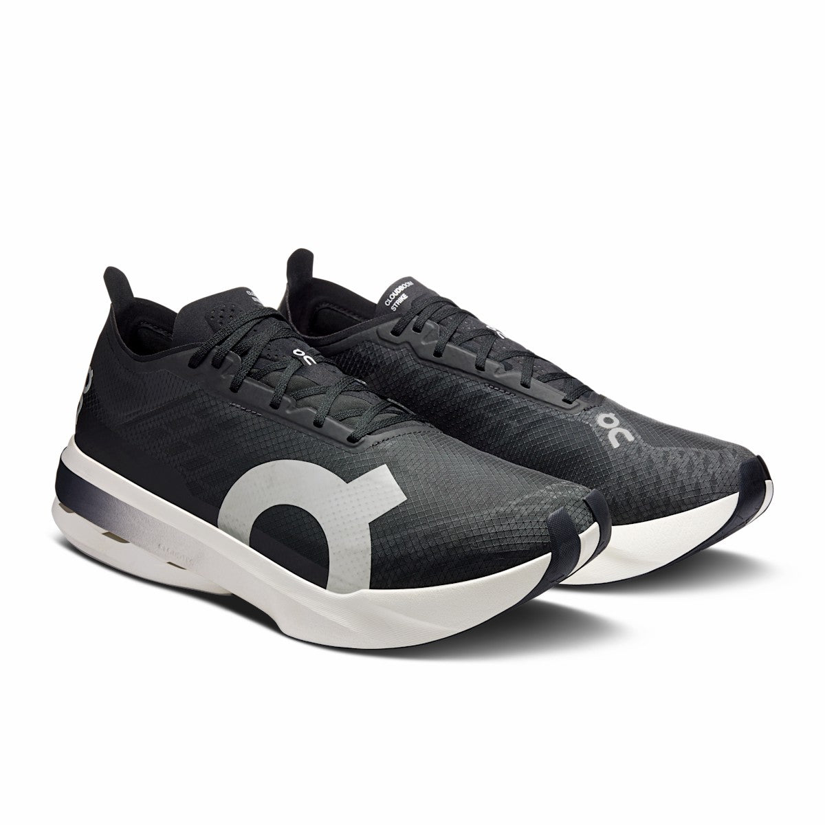 On United States Smart Buy | Men's Cloudboom Strike - Black/White