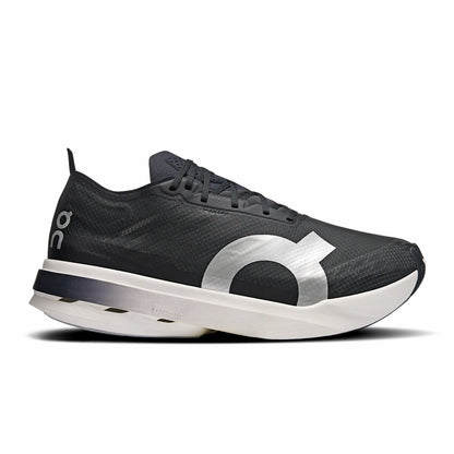 Black/White,7