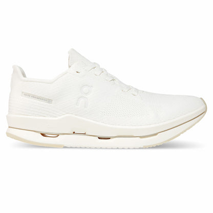 On United States Great Value | Men's Cloudneo - Undyed