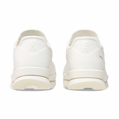 On United States Great Value | Men's Cloudneo - Undyed