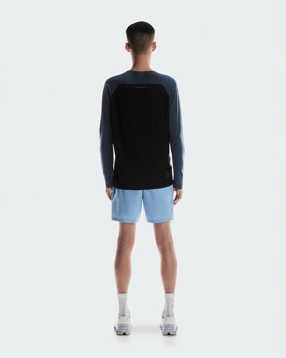 On United States Latest | Men's Performance Long-T - Navy/Black