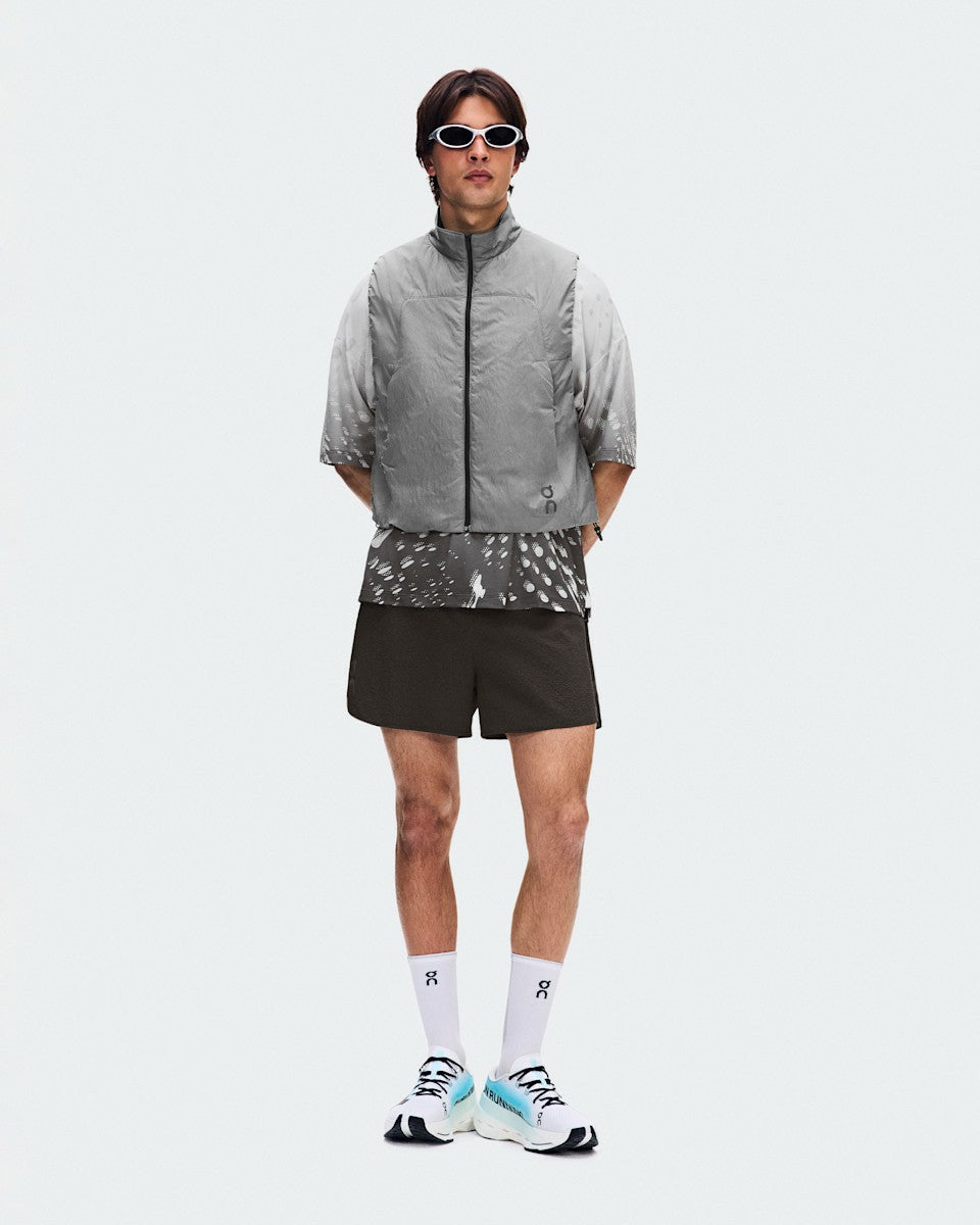 On United States Signature | Men's Performance Volt Vest - Glacier