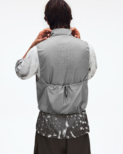On United States Signature | Men's Performance Volt Vest - Glacier
