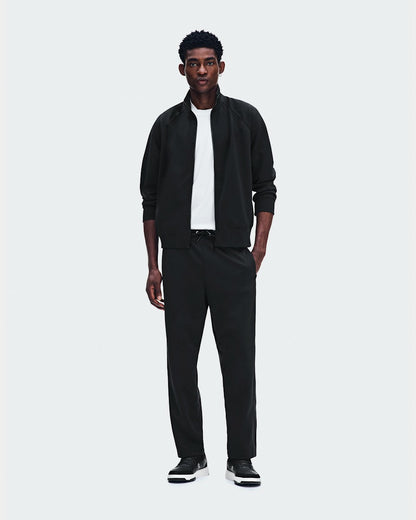 On United States Essential | Men's Courtside Pants - Black