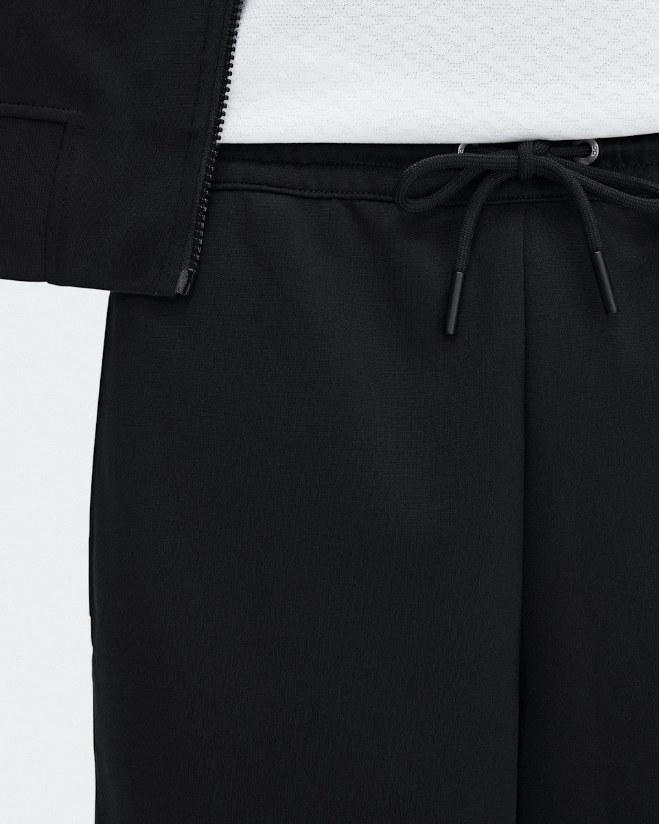 On United States Essential | Men's Courtside Pants - Black
