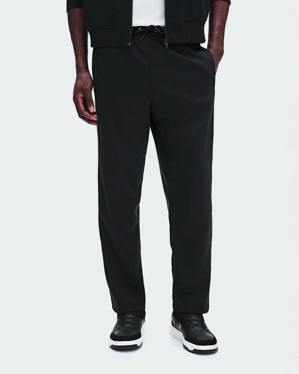 On United States Essential | Men's Courtside Pants - Black