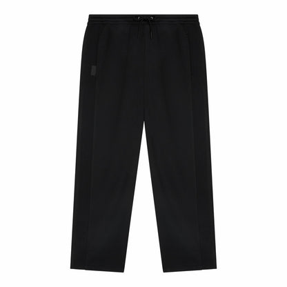 On United States Essential | Men's Courtside Pants - Black