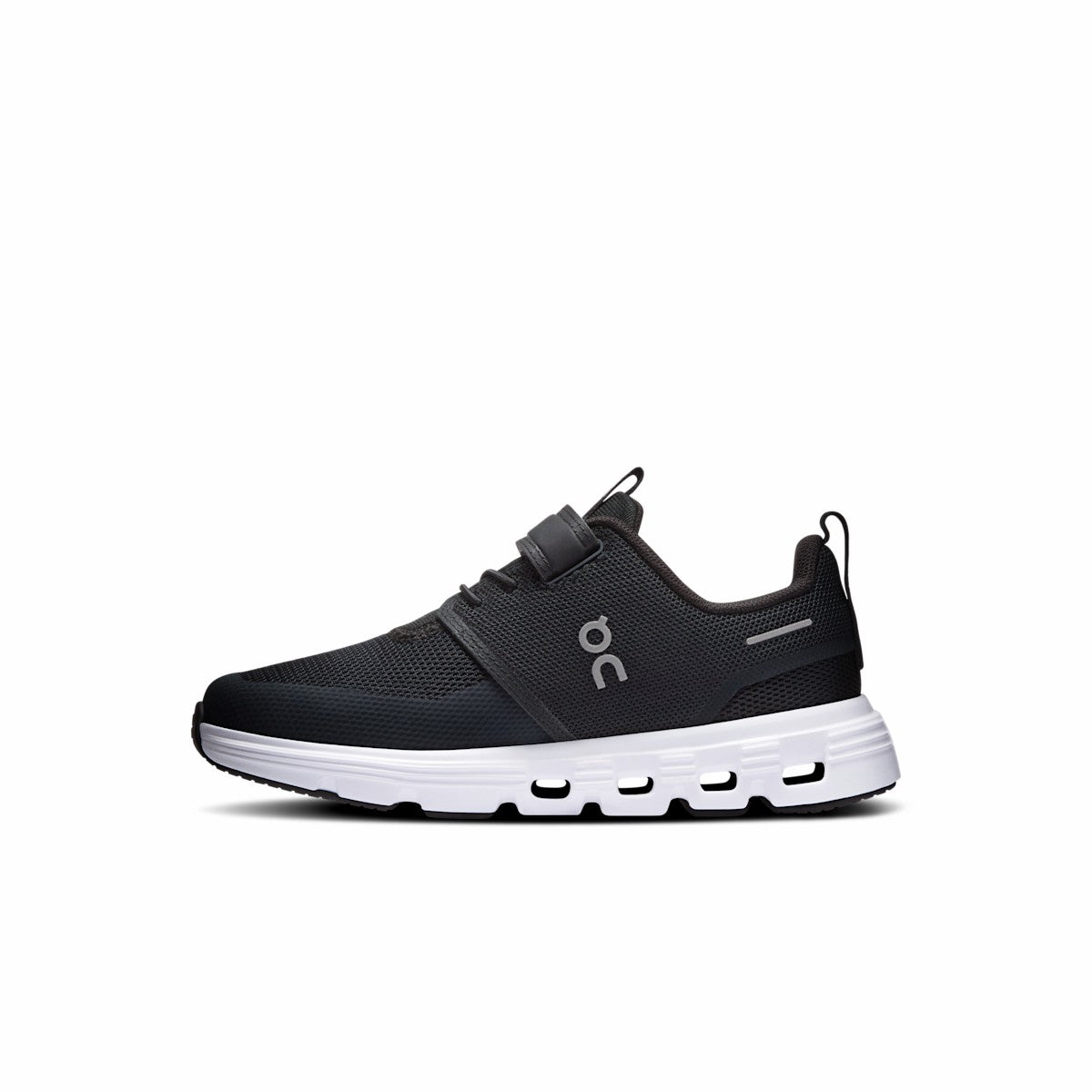 On United States Everyday | Cloud Play 2 for Kids - Black/White