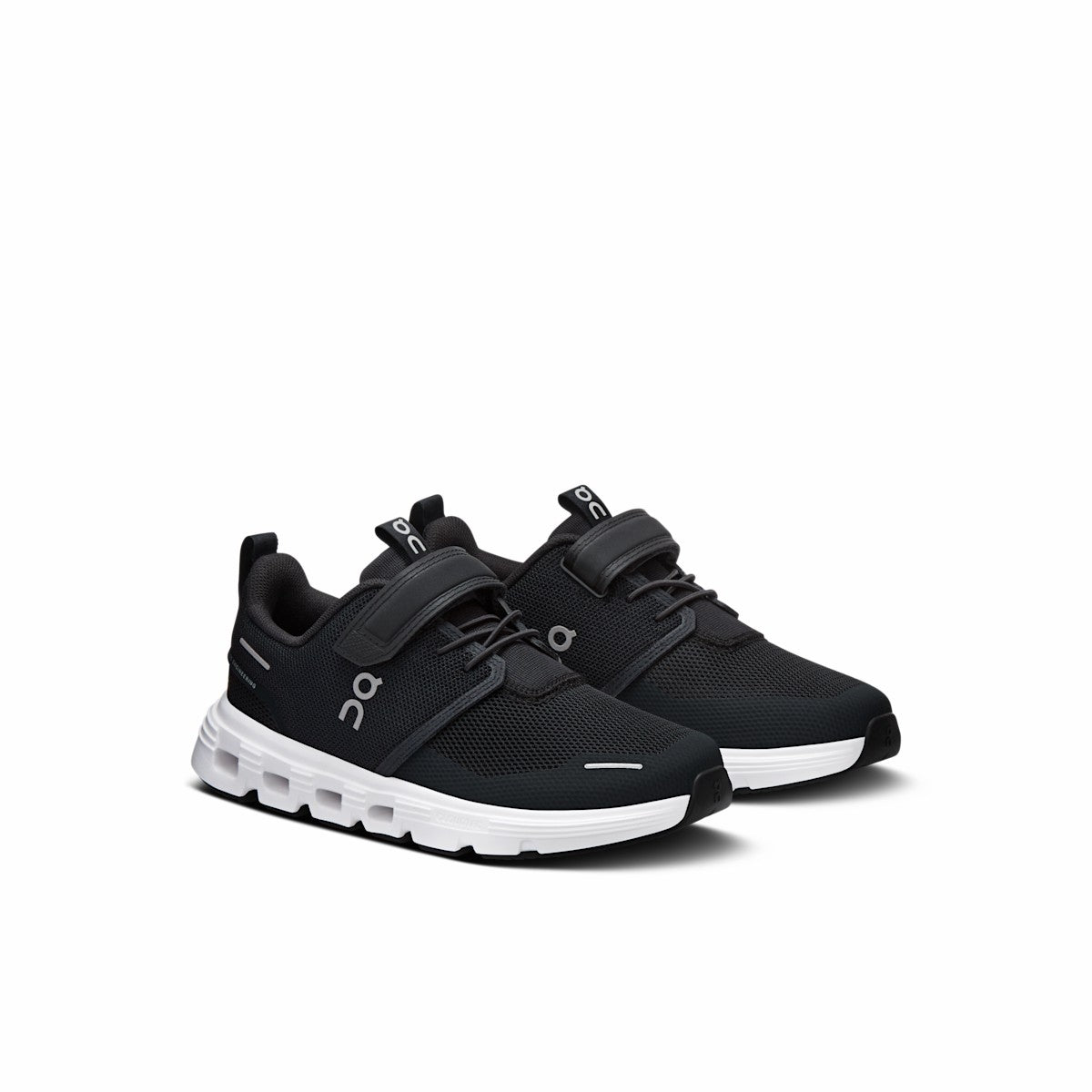 On United States Everyday | Cloud Play 2 for Kids - Black/White