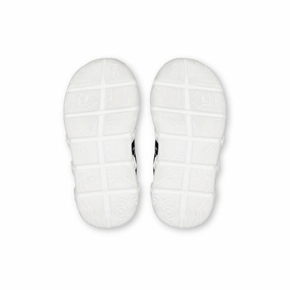 On United States Trending | Cloud Dash - Black/White