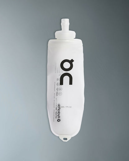 On United States Premium | Soft Flask 500ml - Translucent/Black